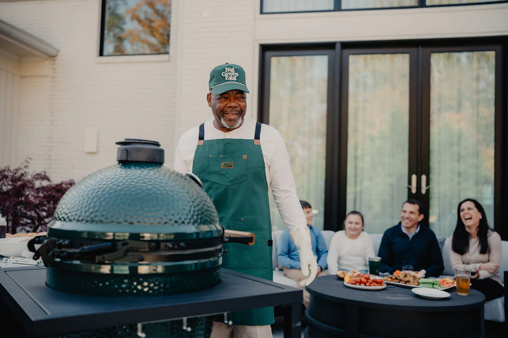 Big Green Egg x Hedley & Bennett Crossback Apron - Image 3