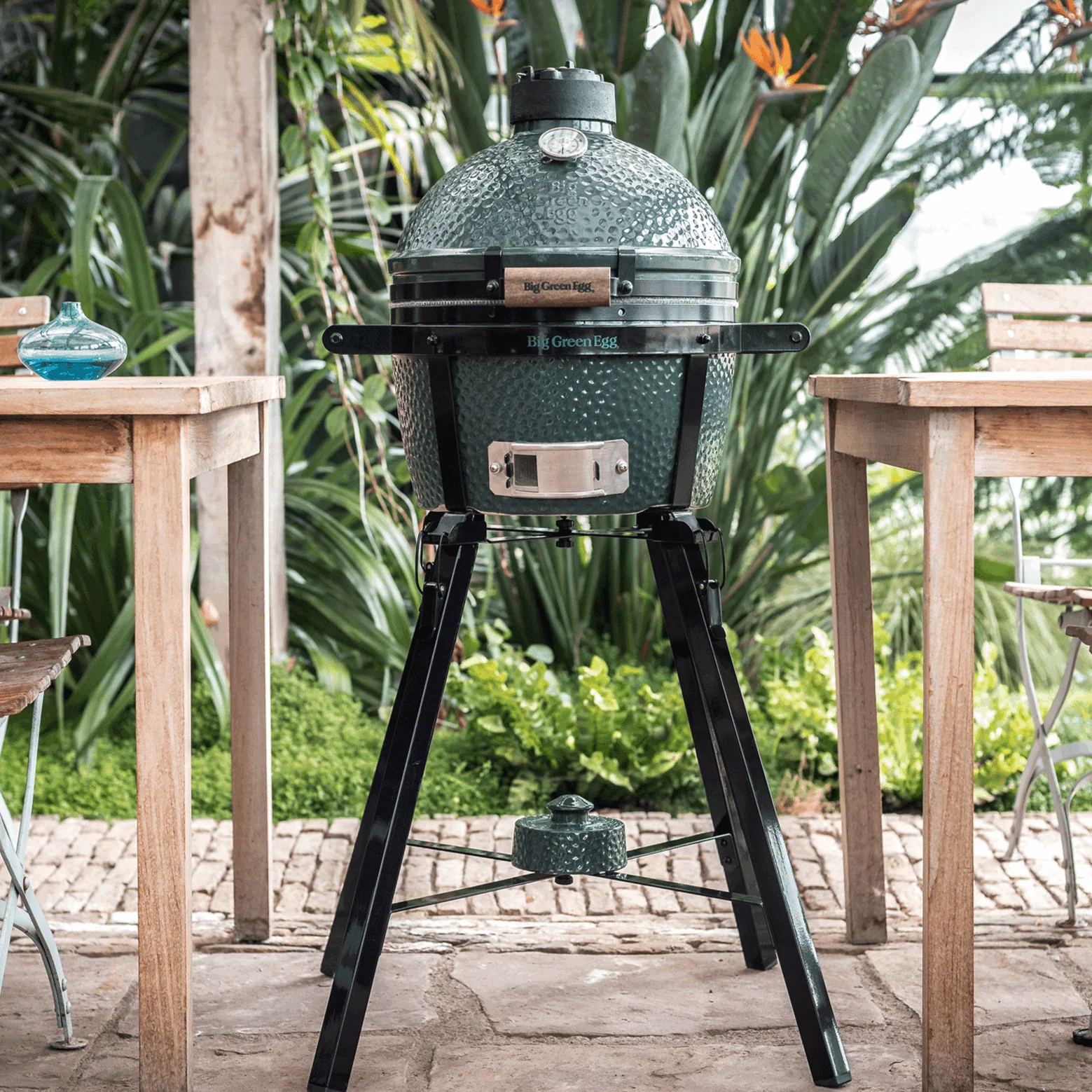 MiniMax Big Green Egg with Nest and Acacia Mates Package - Image 4